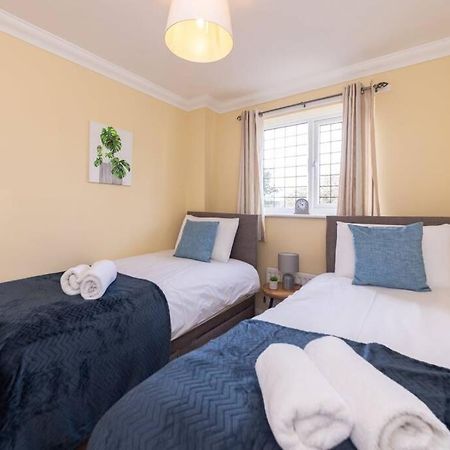 Ratby House - Spacious 3 Bed With Garden & Parking Earley エクステリア 写真
