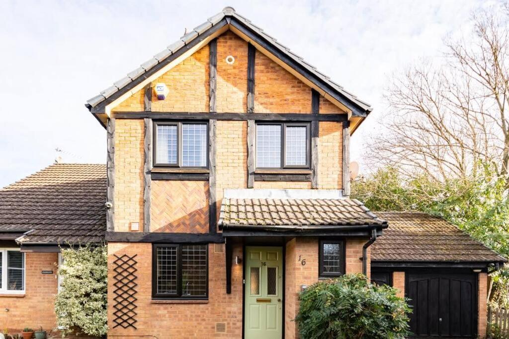 Ratby House - Spacious 3 Bed With Garden & Parking Earley エクステリア 写真