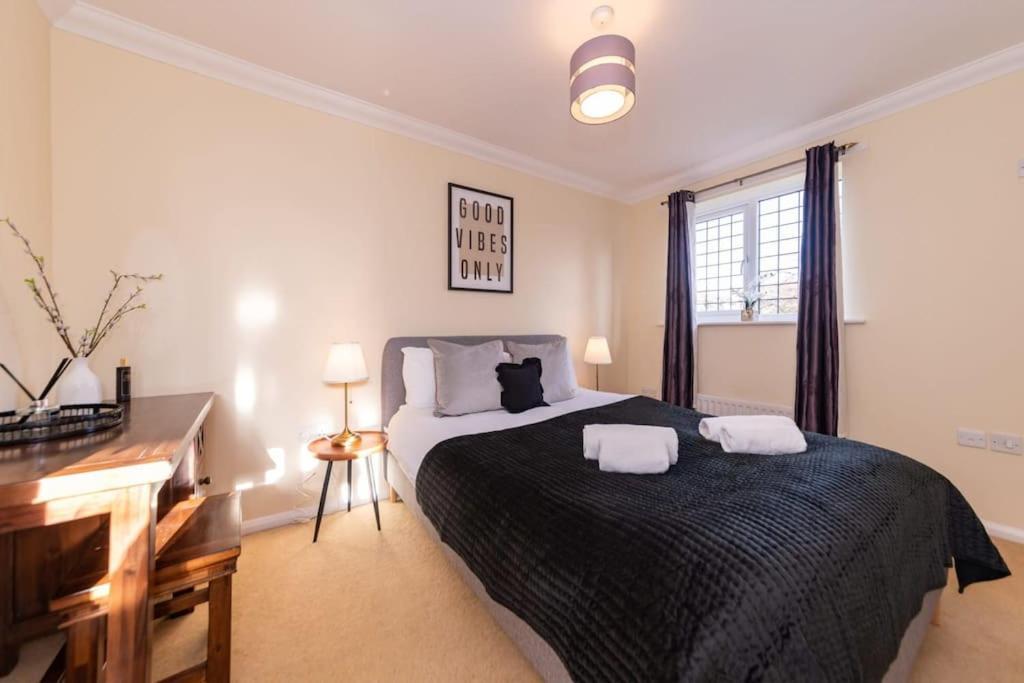 Ratby House - Spacious 3 Bed With Garden & Parking Earley エクステリア 写真